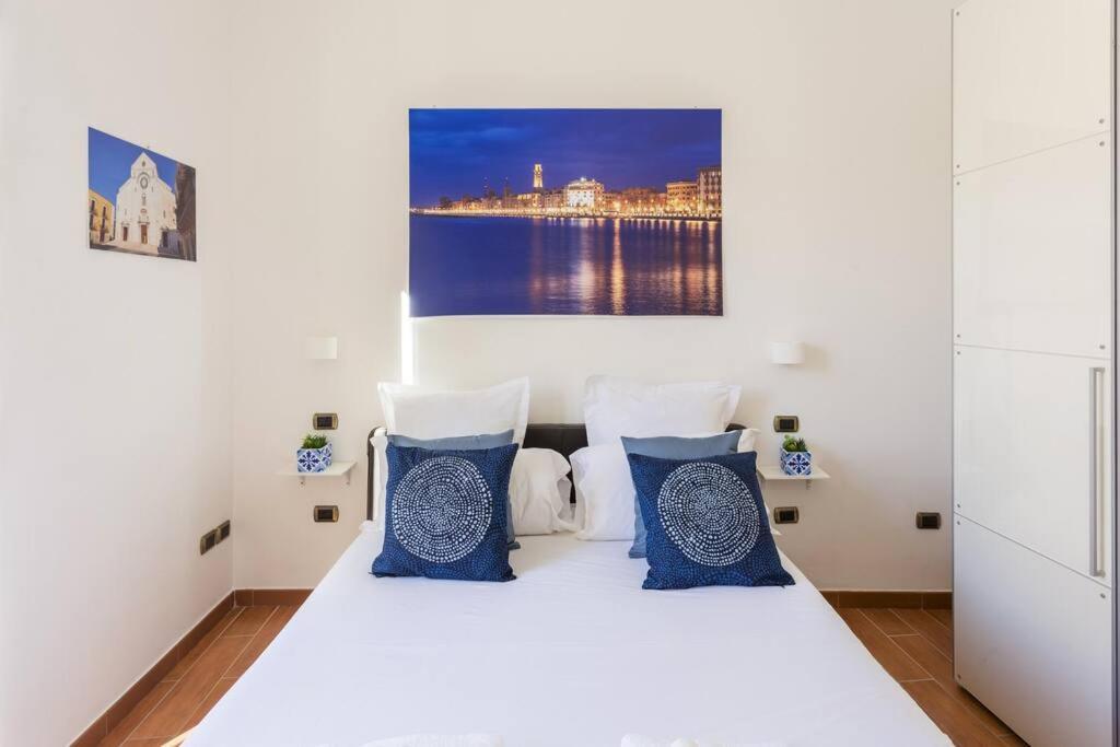 Dimora Donna Vittoria Apartment Bari Bagian luar foto