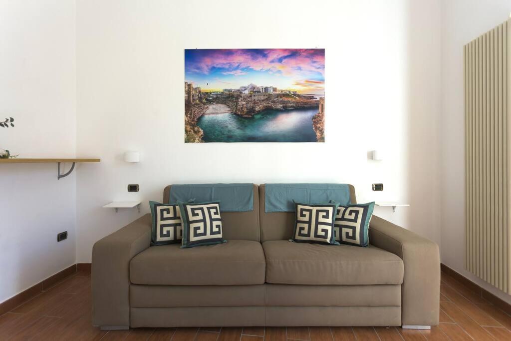 Dimora Donna Vittoria Apartment Bari Bagian luar foto